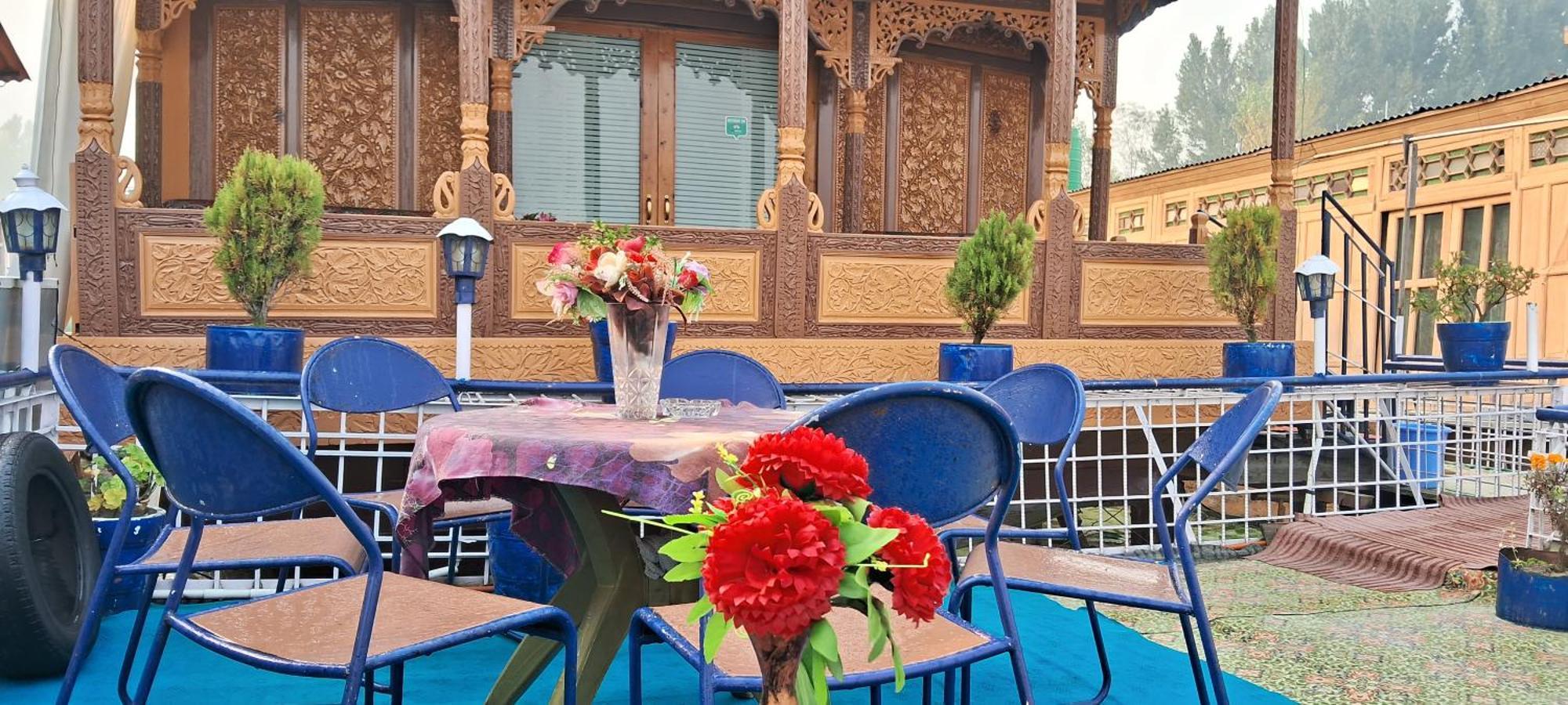 Goona Palace Houseboats Srinagar  Exterior photo
