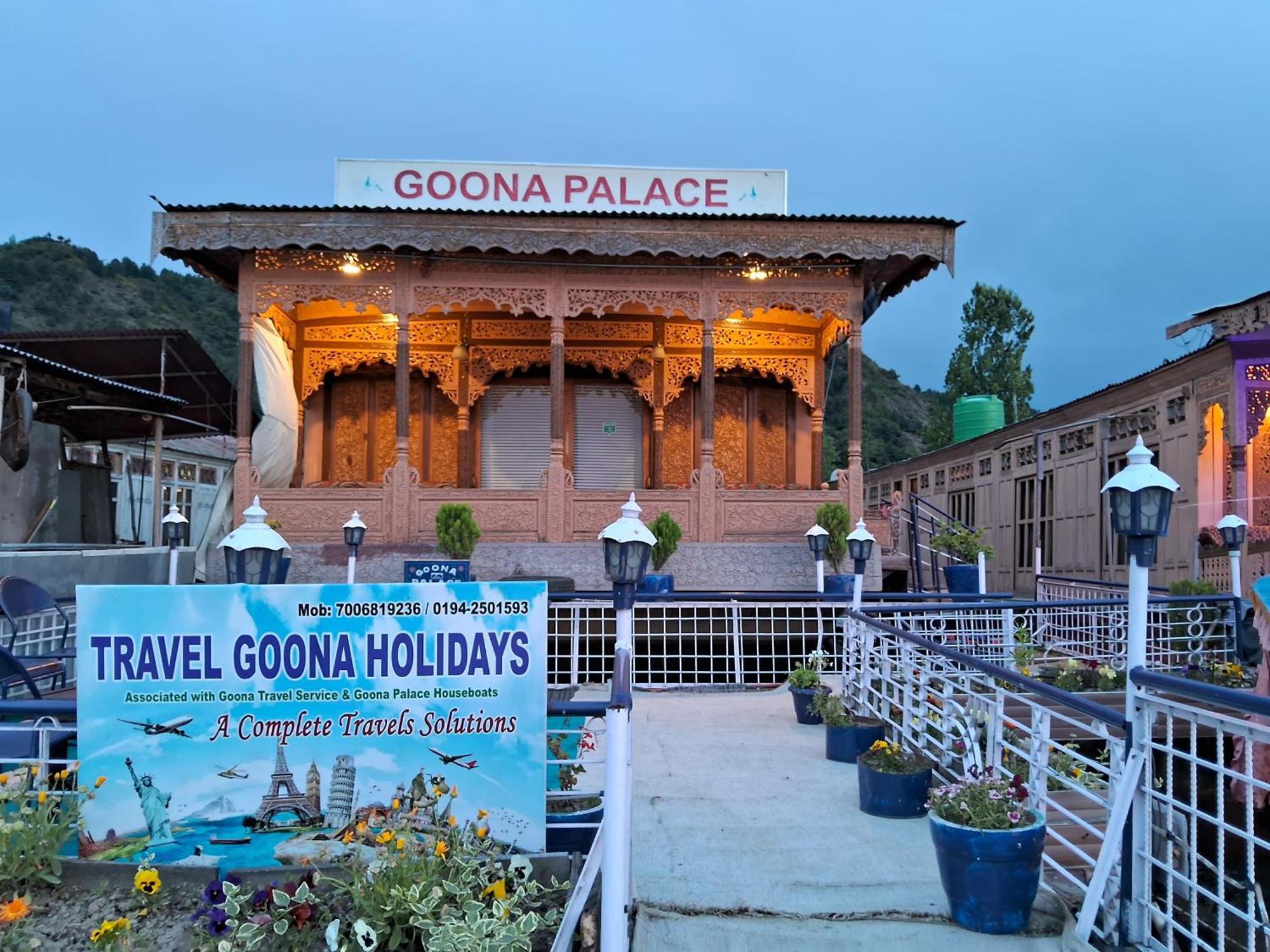 Goona Palace Houseboats Srinagar  Exterior photo